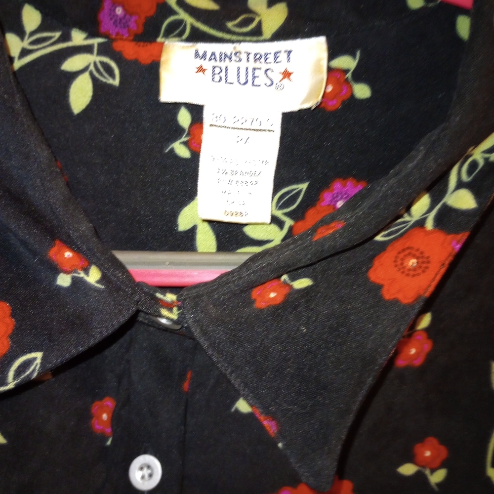 Blouse - Picture 2 of 2